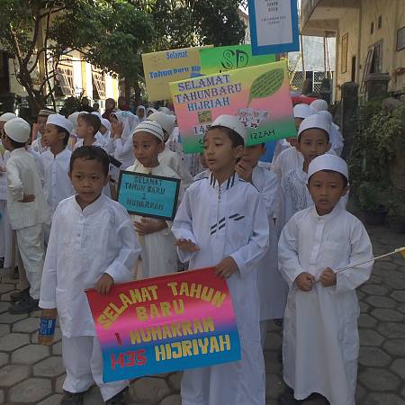 Kegiatan 1 Muharram 1434 H - Muharram Ceria di SD Islam Nurul Izzah